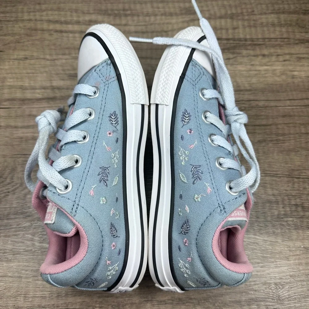 Converse Chuck Taylor All Star~Girl's~Street Tiny Florals Easy On Sneakers~Sz 1